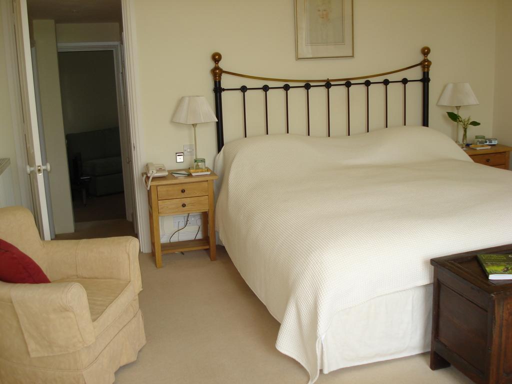 Larkbeare Grange Bed And Breakfast Whimple Habitación foto